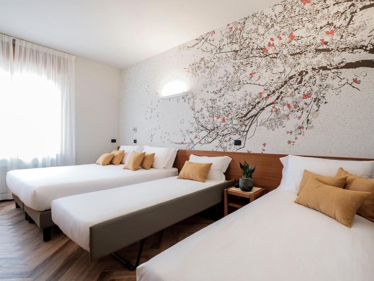 Hotel Lory ฟอร์ลี ภายนอก รูปภาพ